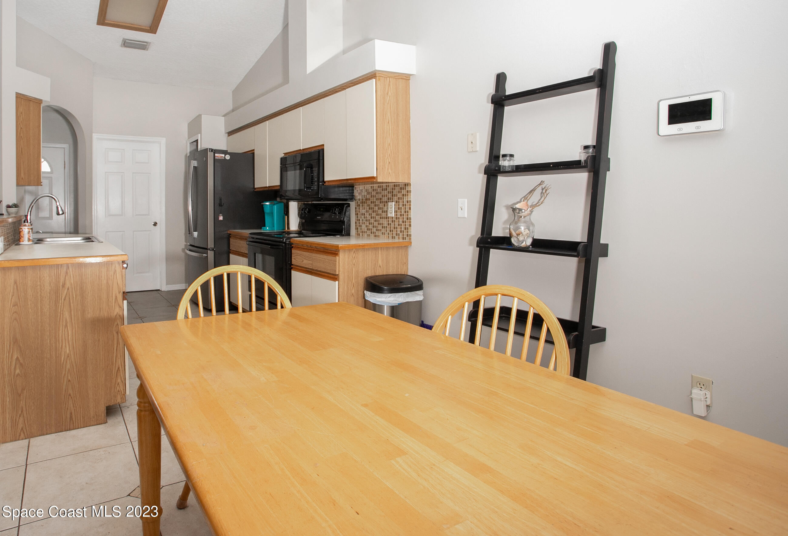 1679 Palm Ridge Road Melbourne, FL 32935 - Photo 11 of 28 Dining