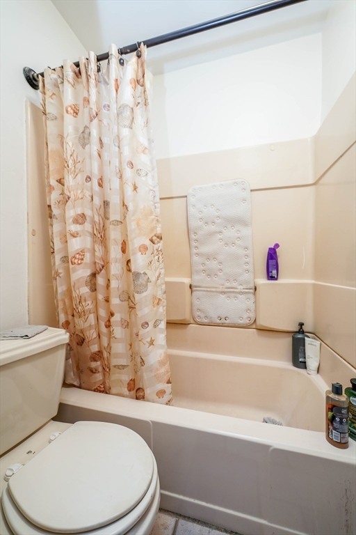 111 Buffinton Street Fall River, MA 02721 - Photo 21 of 32