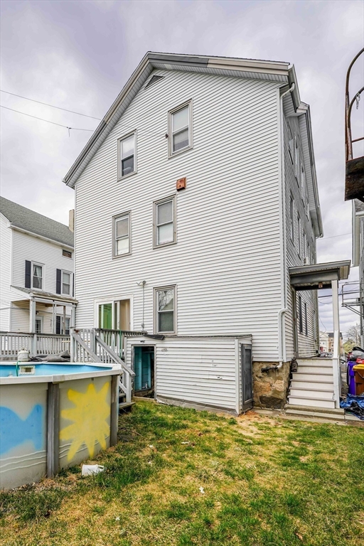111 Buffinton Street Fall River, MA 02721 - Photo 4 of 32