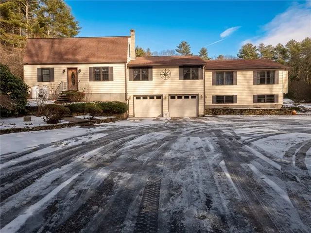 $874,900 | 94 Susan Bowen Road, Coventry, RI 02827