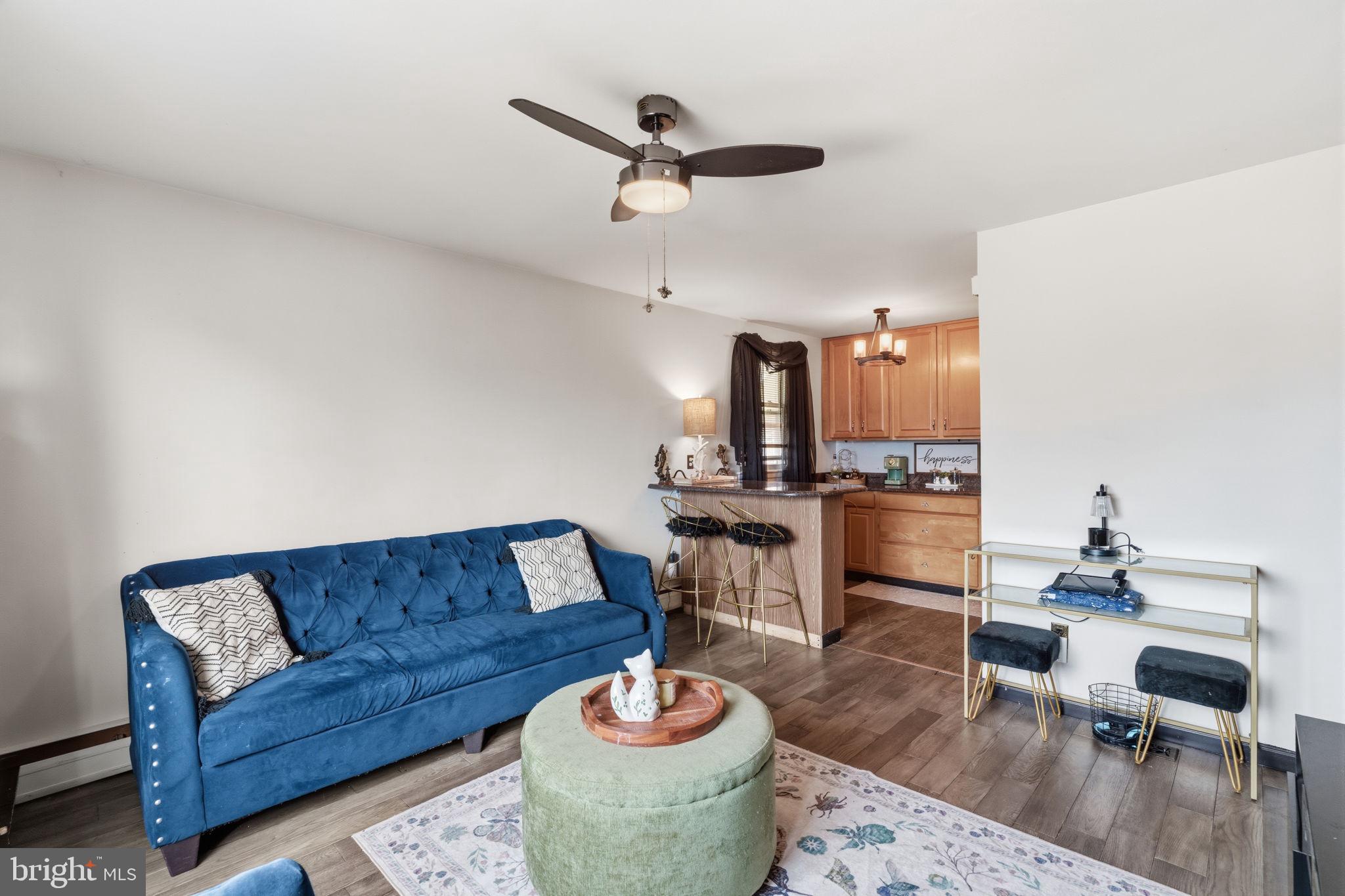 729 Chandler Street Philadelphia, PA 19111 - Photo 6 of 32 Amazing natural light