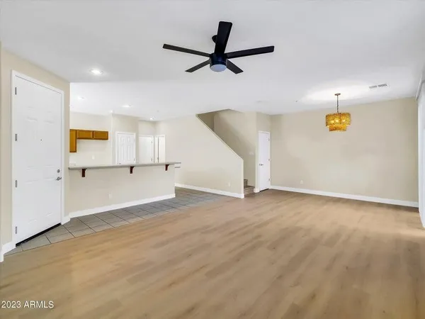 $1,950 | 1330 South Aaron, Unit 216, Mesa, AZ 85209