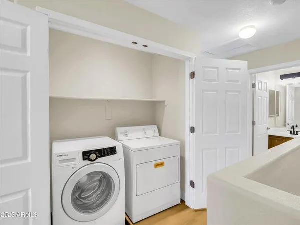 $1,950 | 1330 South Aaron, Unit 216, Mesa, AZ 85209