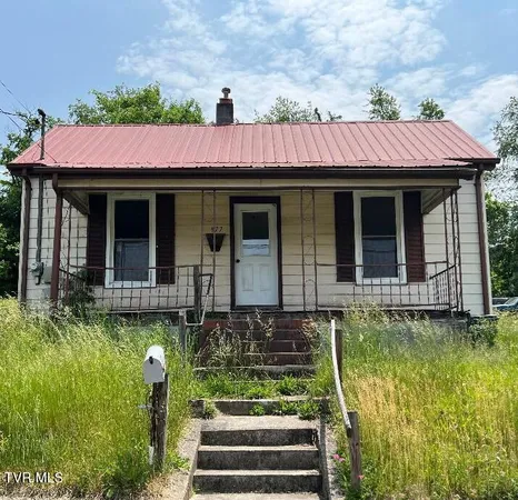 $79,900 | 377 Norfolk Avenue, Bristol, VA 24201
