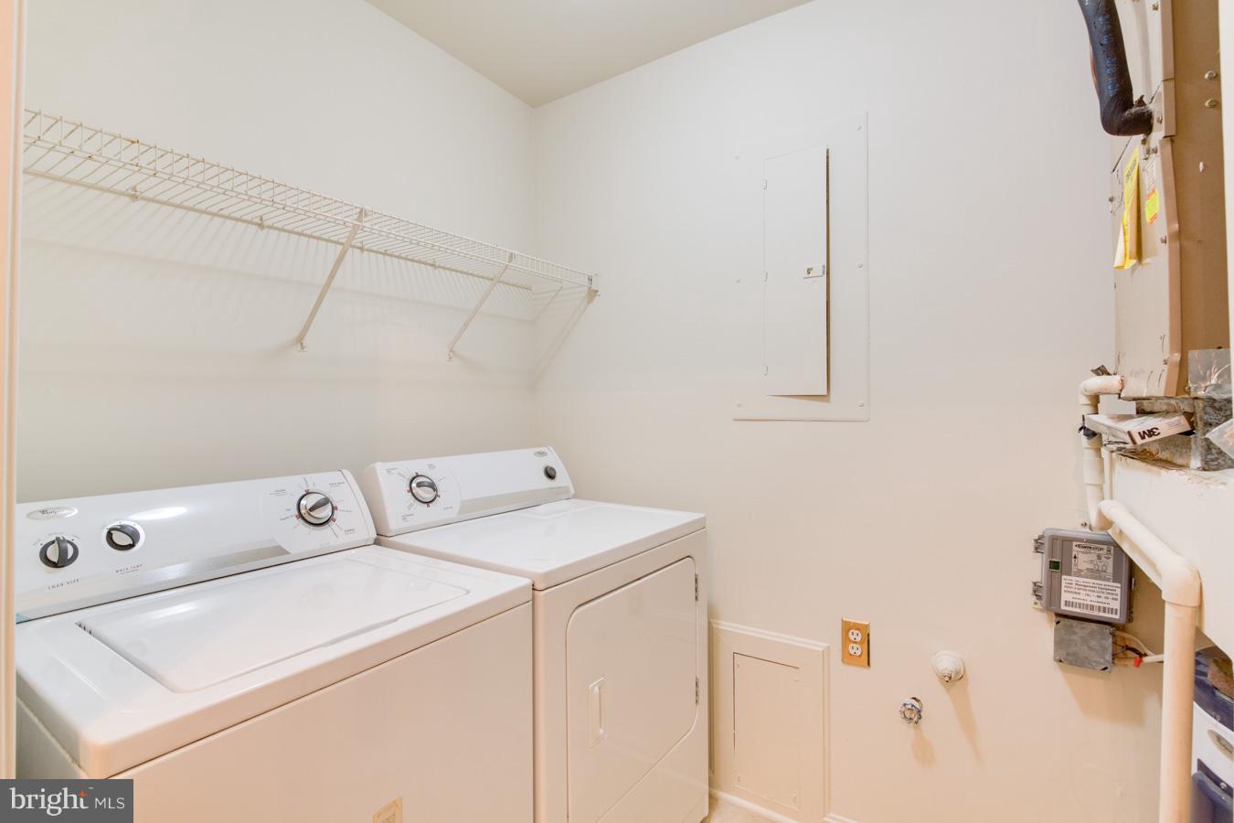 11200 Rienzi Place, Unit 102 Manassas, VA 20109 - Photo 24 of 30 Laundry Room