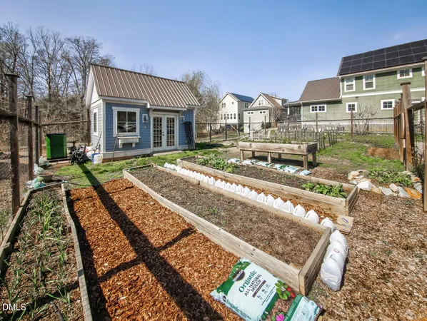 $650,000 | 105 Fiori Hill Drive North, Hillsborough, NC 27278