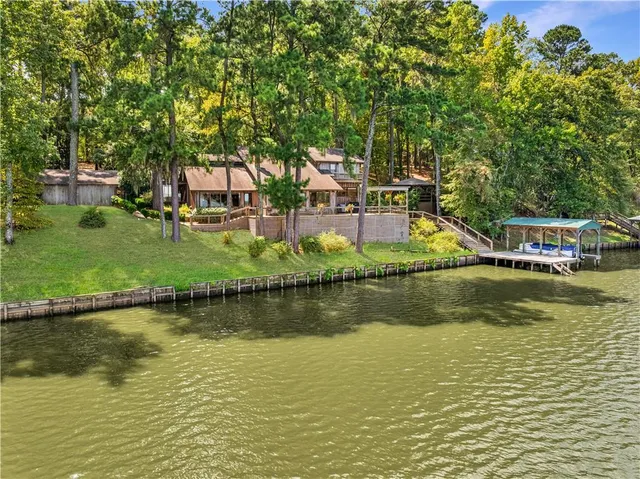 $889,900 | 137 Beechwood Lane, Natchitoches, LA 71457