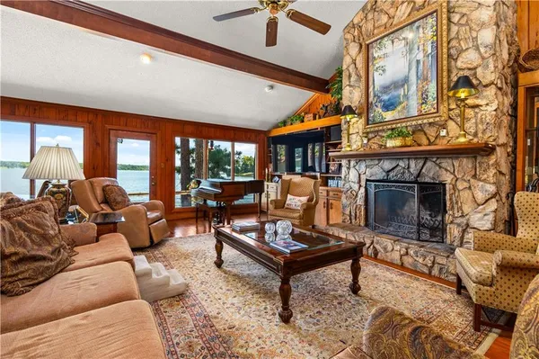 $889,900 | 137 Beechwood Lane, Natchitoches, LA 71457