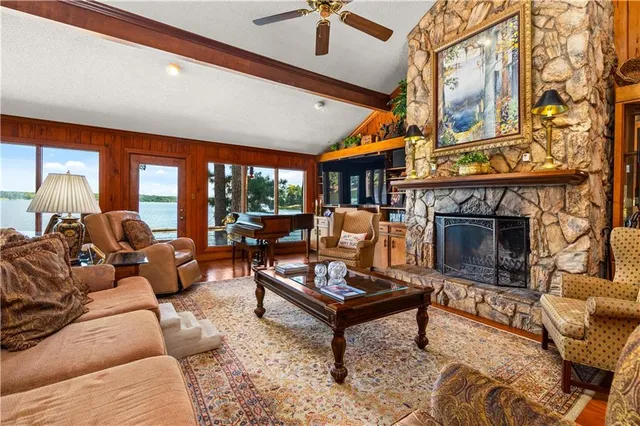 $889,900 | 137 Beechwood Lane, Natchitoches, LA 71457