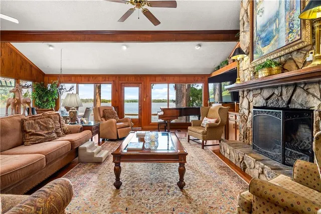 $889,900 | 137 Beechwood Lane, Natchitoches, LA 71457