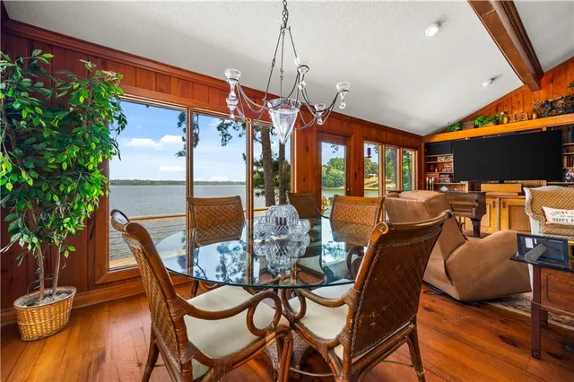 $889,900 | 137 Beechwood Lane, Natchitoches, LA 71457