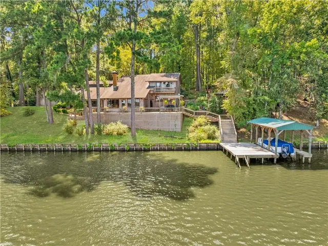 $889,900 | 137 Beechwood Lane, Natchitoches, LA 71457