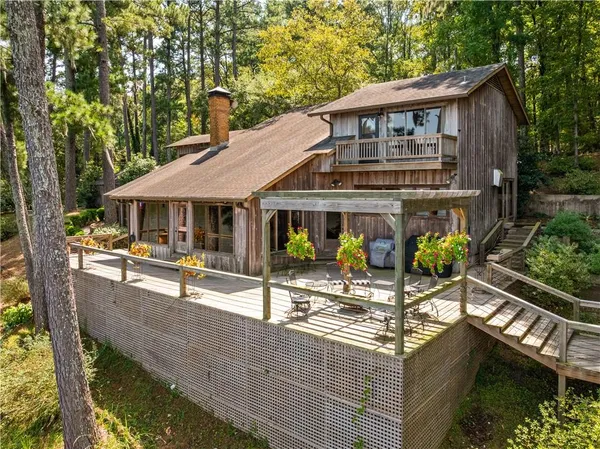 $889,900 | 137 Beechwood Lane, Natchitoches, LA 71457