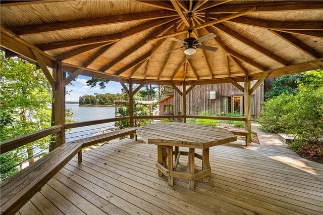 $889,900 | 137 Beechwood Lane, Natchitoches, LA 71457