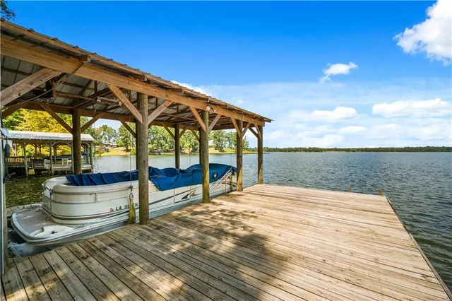 $889,900 | 137 Beechwood Lane, Natchitoches, LA 71457