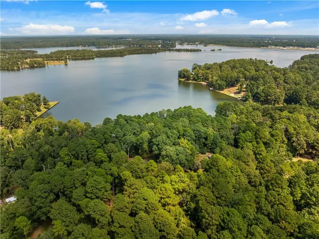 $889,900 | 137 Beechwood Lane, Natchitoches, LA 71457