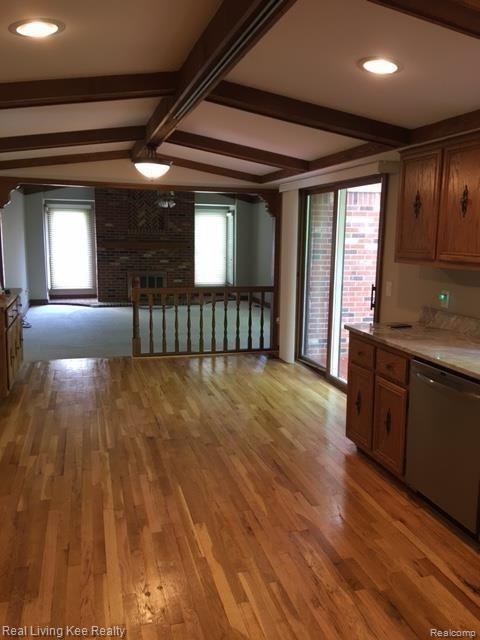 700 Snowmass Drive Rochester, MI 48309 - Photo 3 of 10