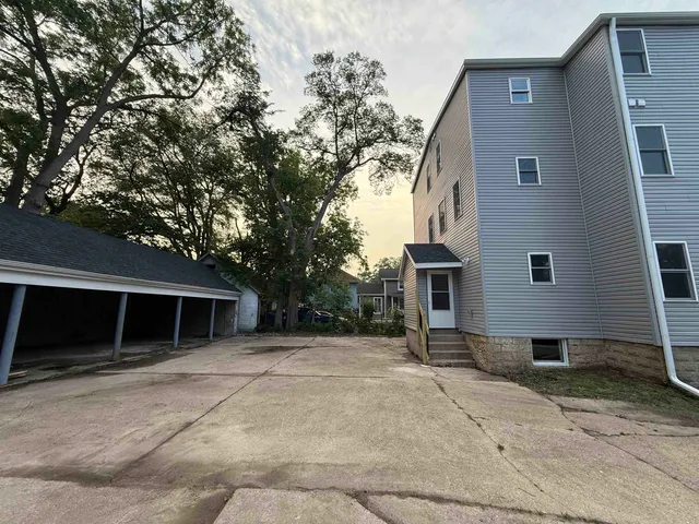 $830,000 | 266 South Jackson Street, Janesville, WI 53548