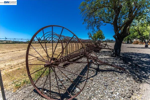 $950,000 | 3873 Inverness Common, Livermore, CA 94551