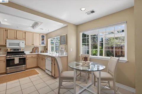 $950,000 | 3873 Inverness Common, Livermore, CA 94551