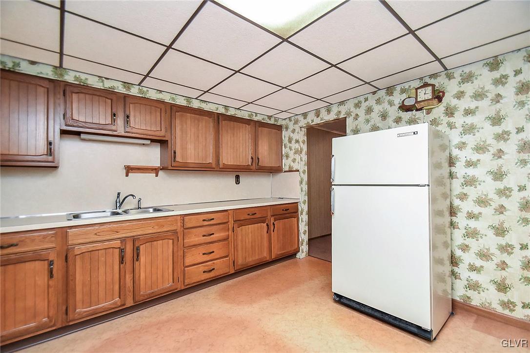 129 State Road Lehighton, PA 18235 - Photo 8 of 30 Gallery Image 8