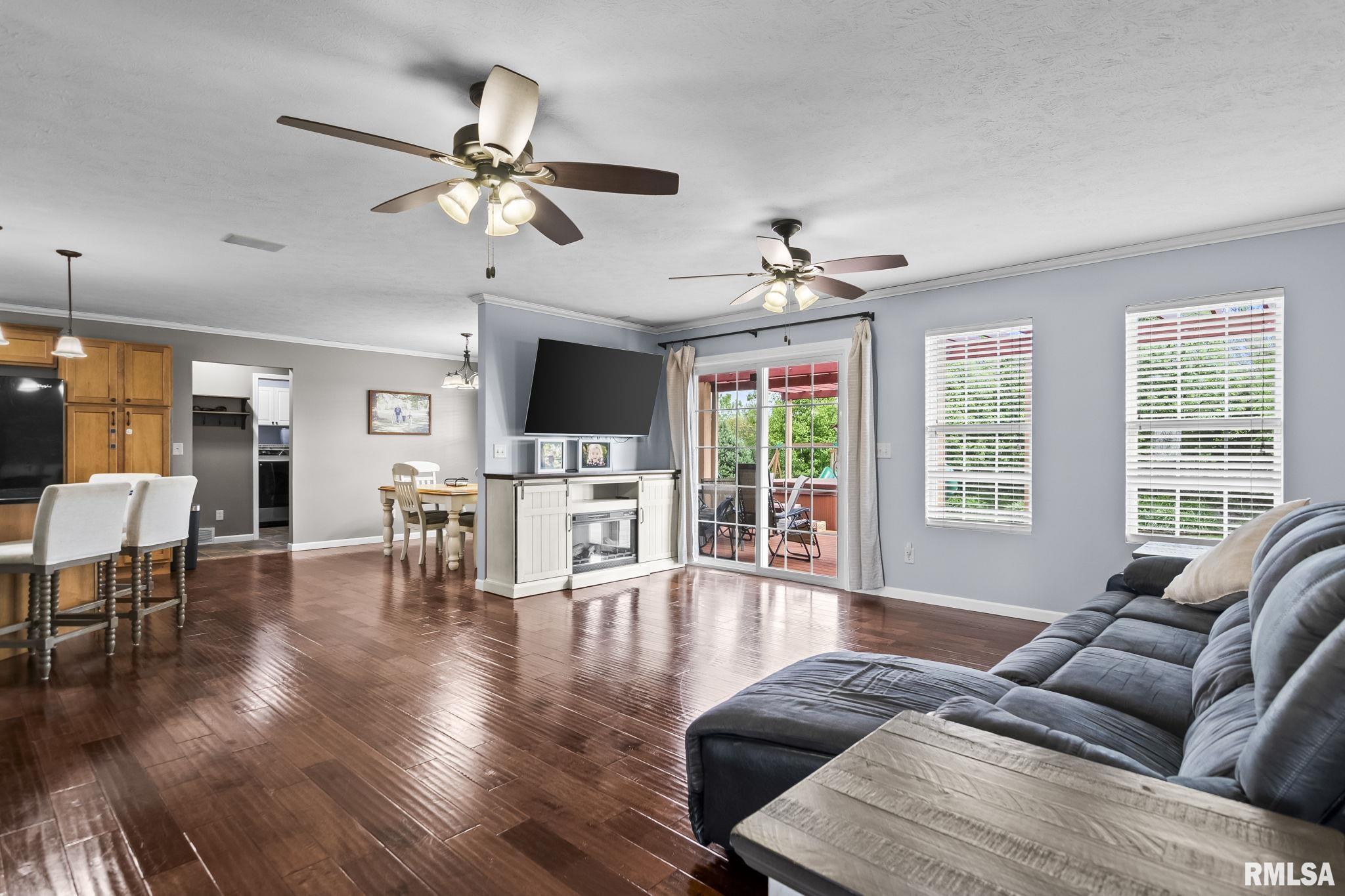 3904 Peach Tree Drive Springfield, IL 62711 - Photo 6 of 40