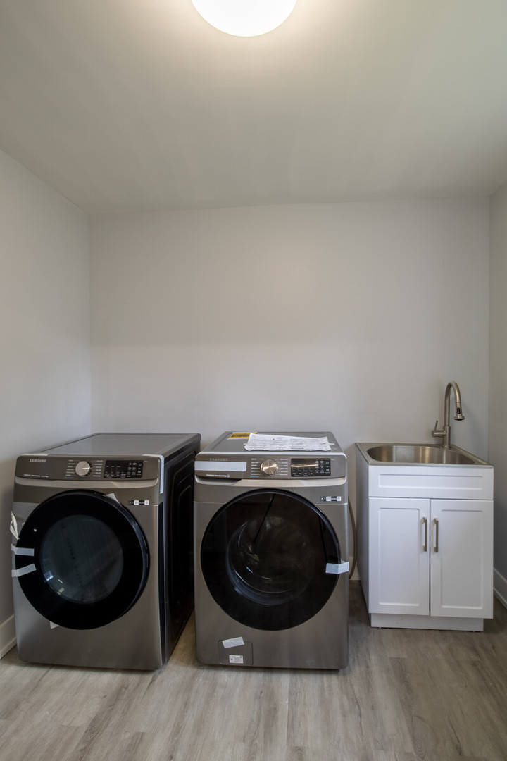 1241 Deerfield Road Deerfield, IL 60015 - Photo 26 of 37 a utility room with dryer and washer