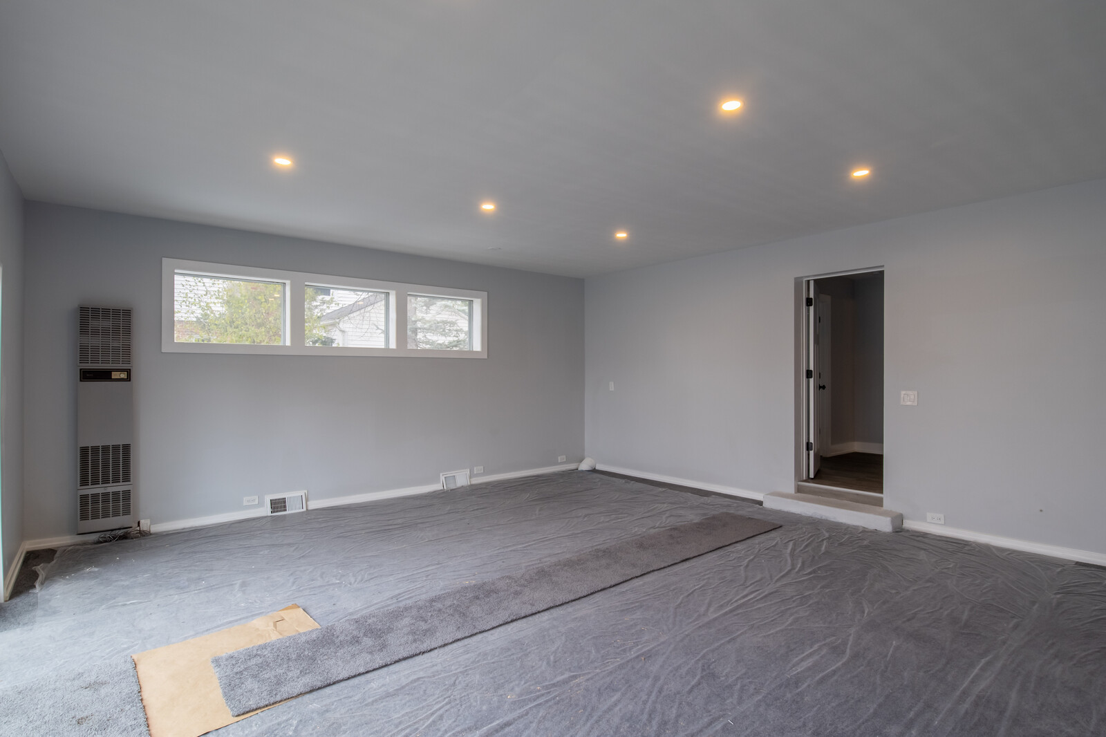 1241 Deerfield Road Deerfield, IL 60015 - Photo 30 of 37 an empty room with windows and closet