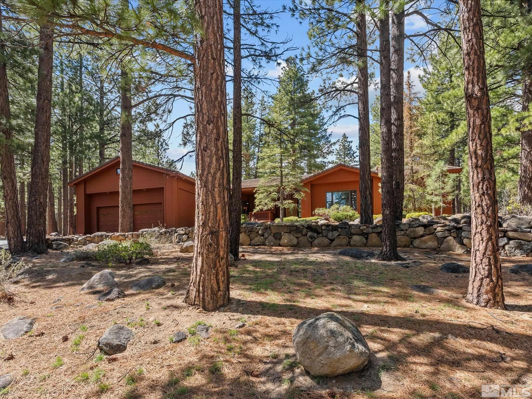 805 Yellow Pine Road Reno, NV 89511 - Photo 2 of 40 Photo 2