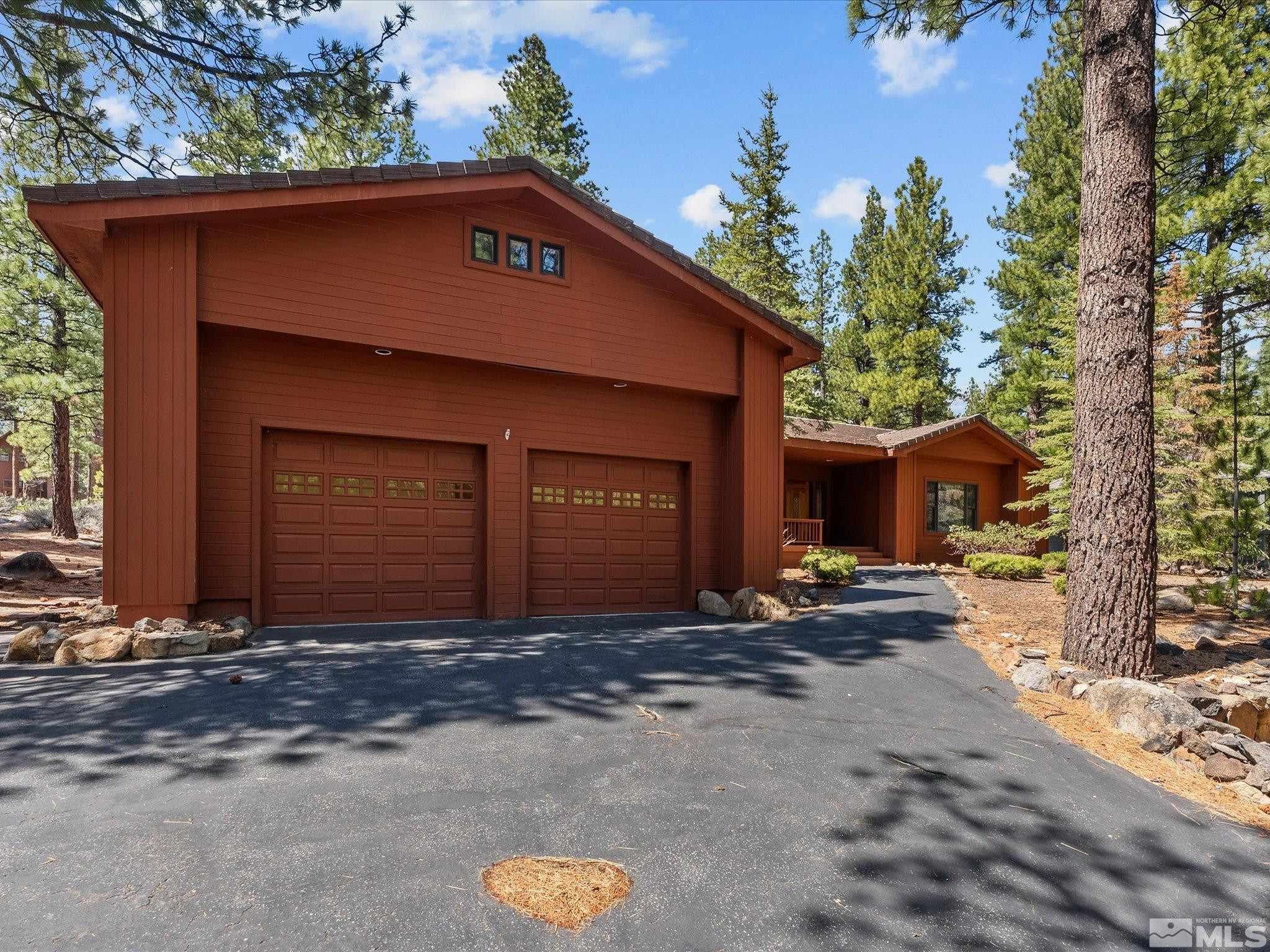 805 Yellow Pine Road Reno, NV 89511 - Photo 3 of 40 Photo 3