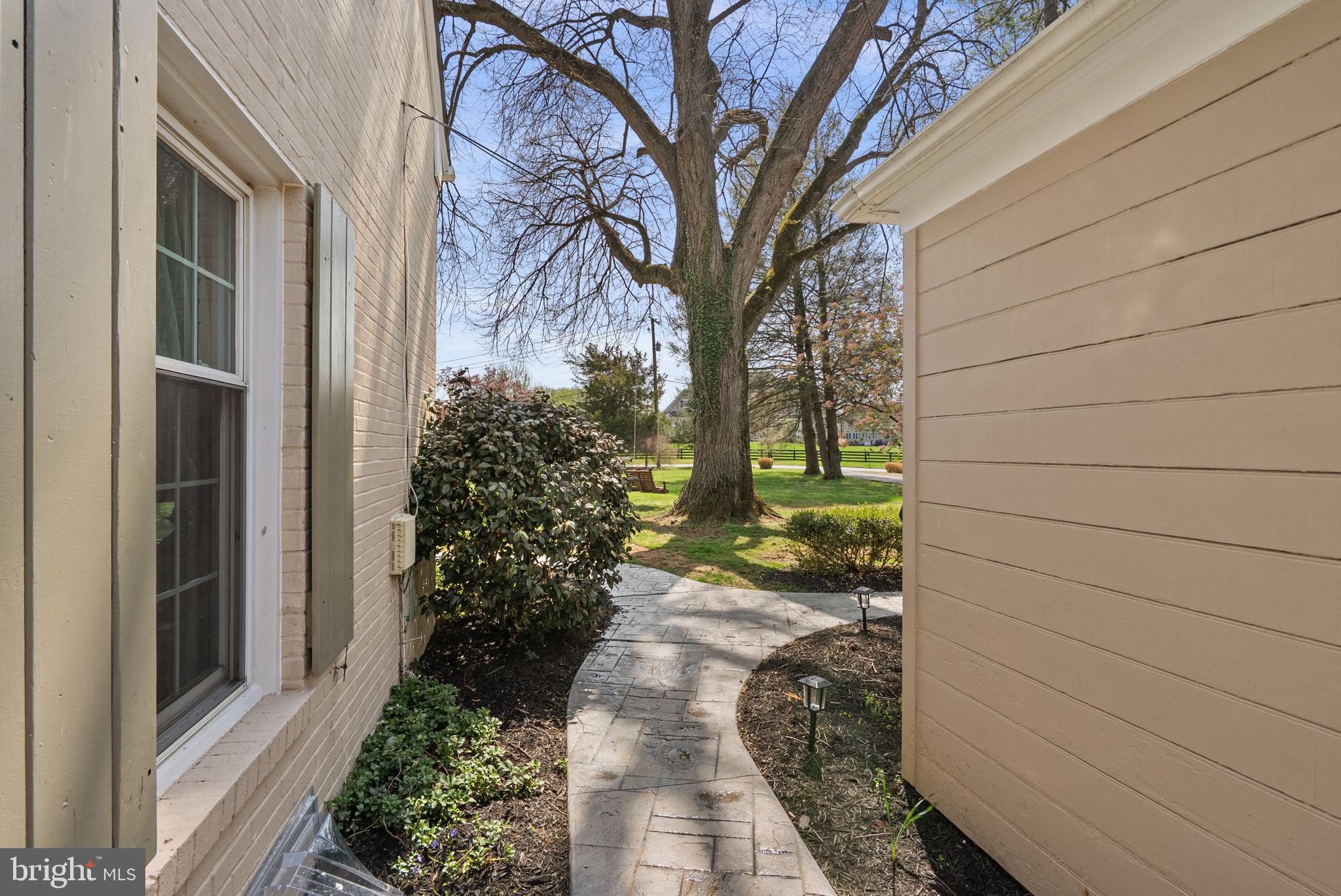 16510 Batchellors Forest Road Olney, MD 20832 - Photo 10 of 62 Walkway