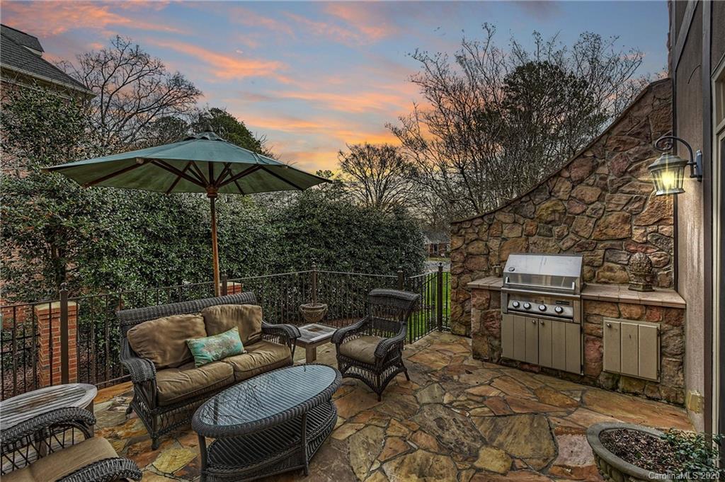 2020 Harris Road Charlotte, NC 28211 - Photo 11 of 40