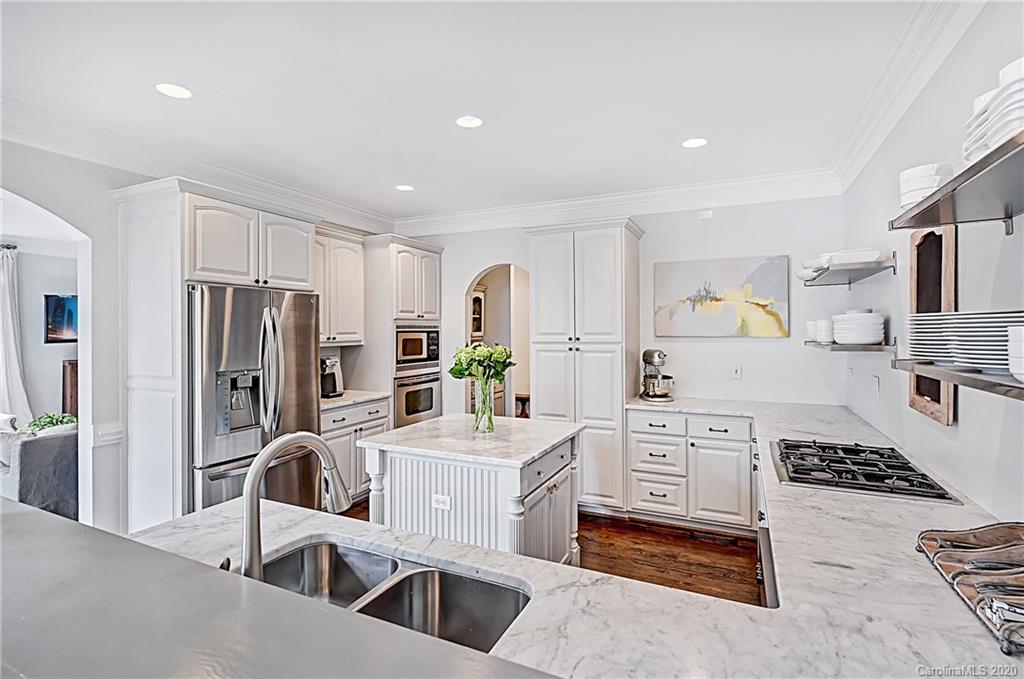 2020 Harris Road Charlotte, NC 28211 - Photo 15 of 40