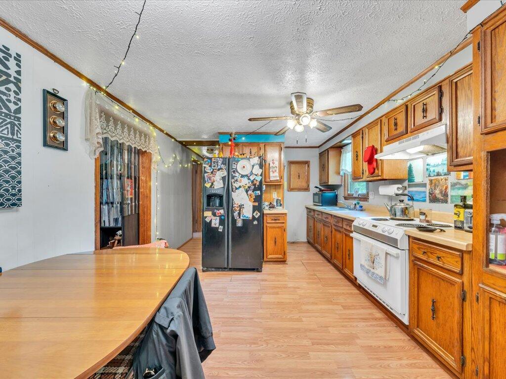 4072 The Great Road Fieldale, VA 24089 - Photo 10 of 36 10-MIB08149