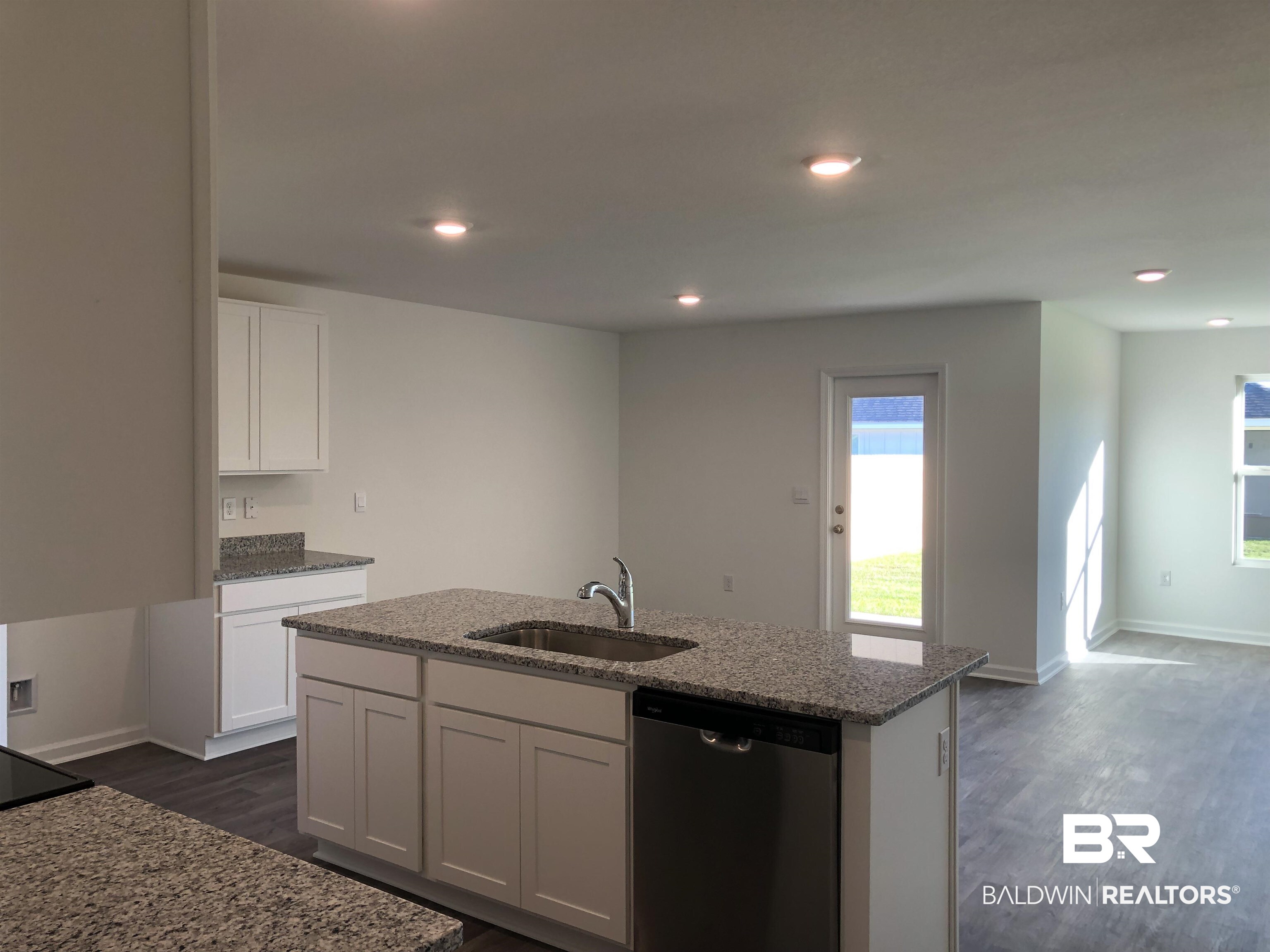 24218 Veranda Circle Elberta, AL 36530 - Photo 5 of 31