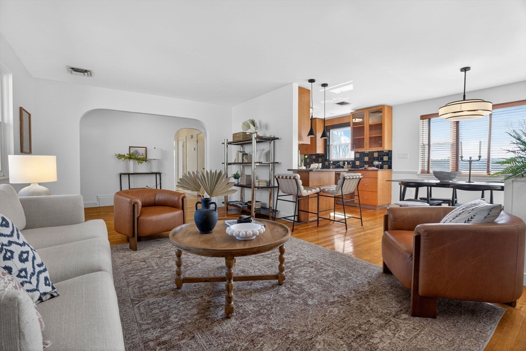 41 Truro Lane Milton, MA 02186 - Photo 6 of 36