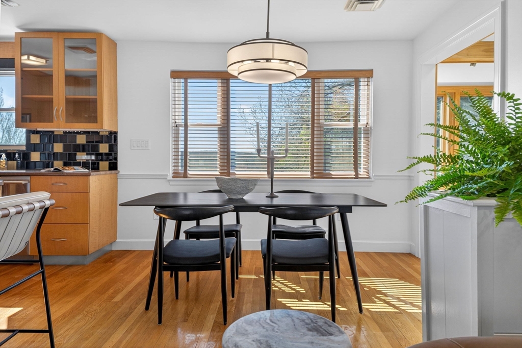 41 Truro Lane Milton, MA 02186 - Photo 8 of 36