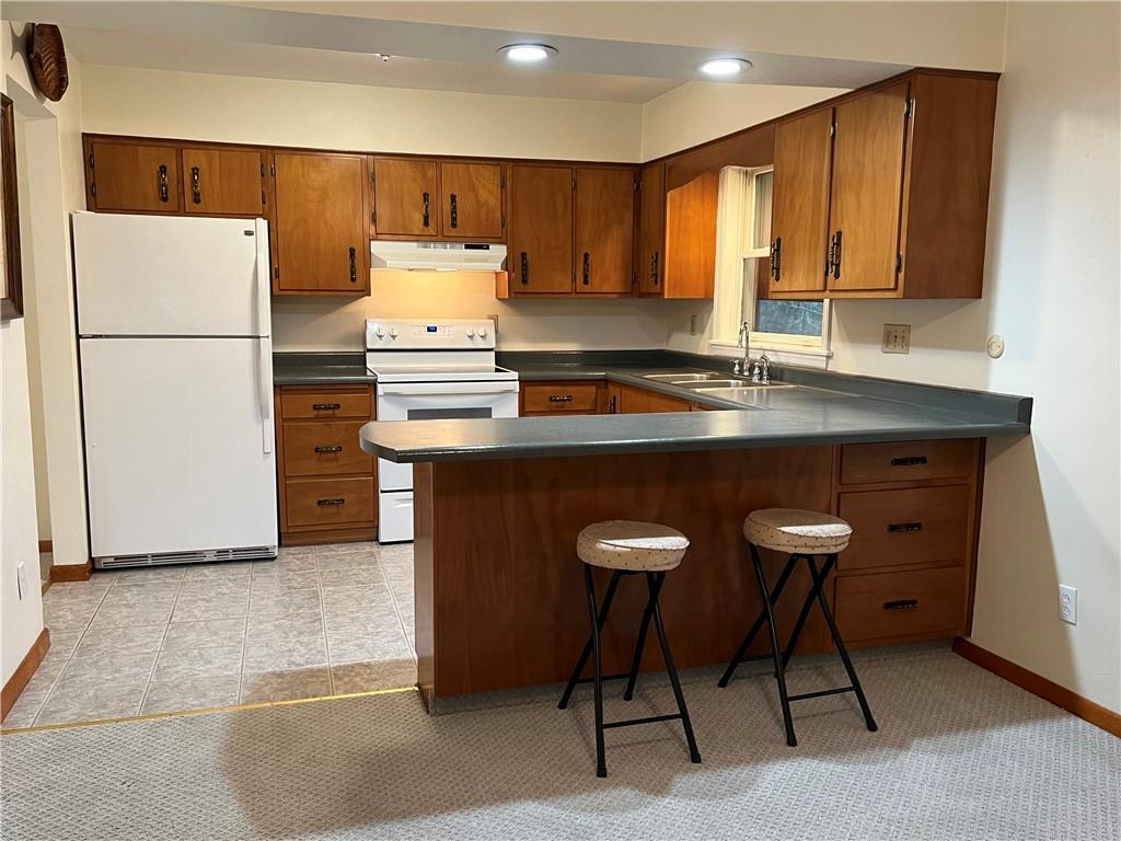 143 Locust Road Mount Pleasant, PA 15666 - Photo 14 of 42 Cherry Cabinets