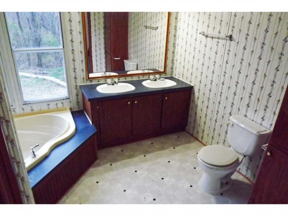 5920 Salem Ridge Road Aurora, IN 47001 - Photo 10 of 18