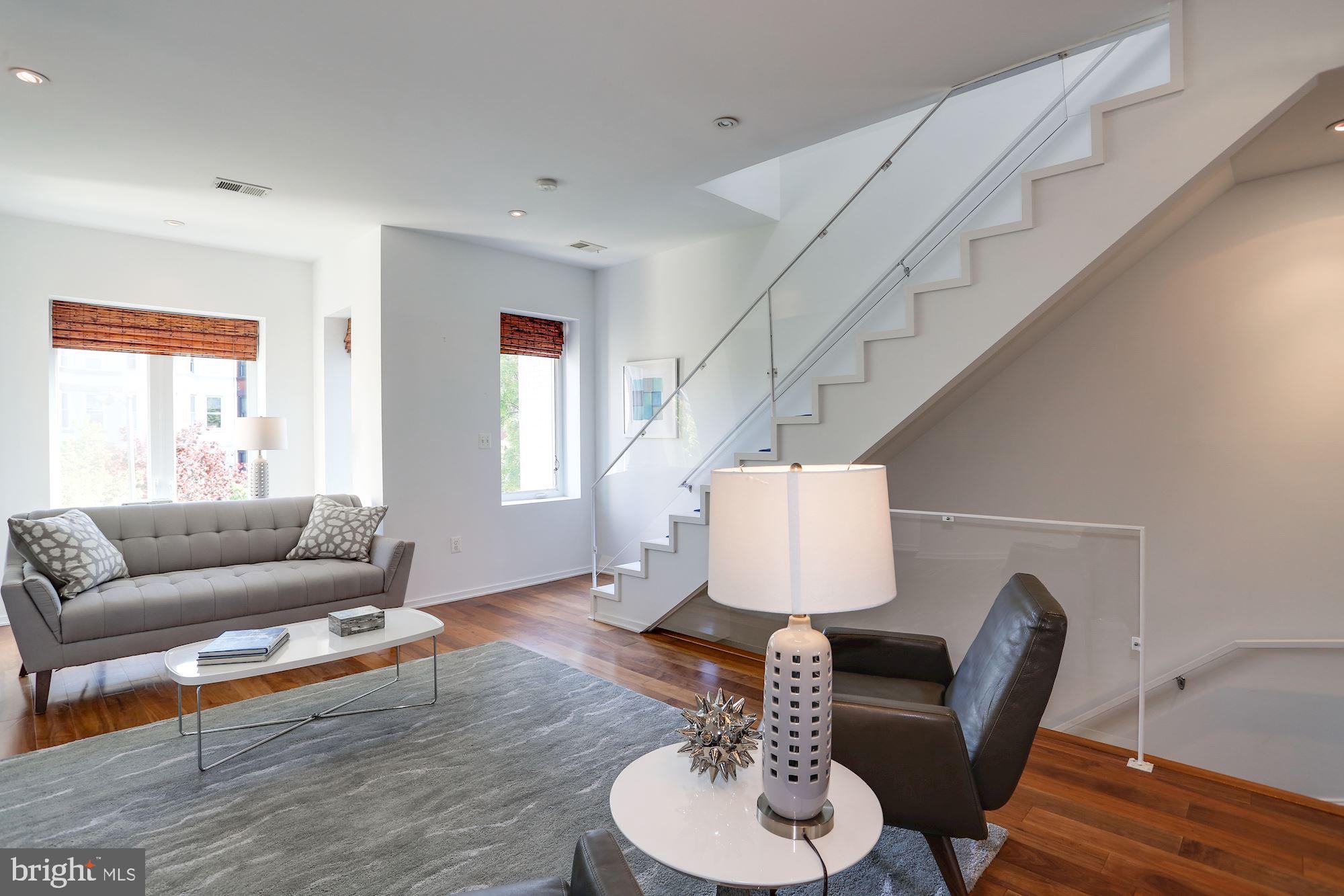 1207 Girard Street Northwest, Unit 2 Washington, DC 20009 - Photo 19 of 38