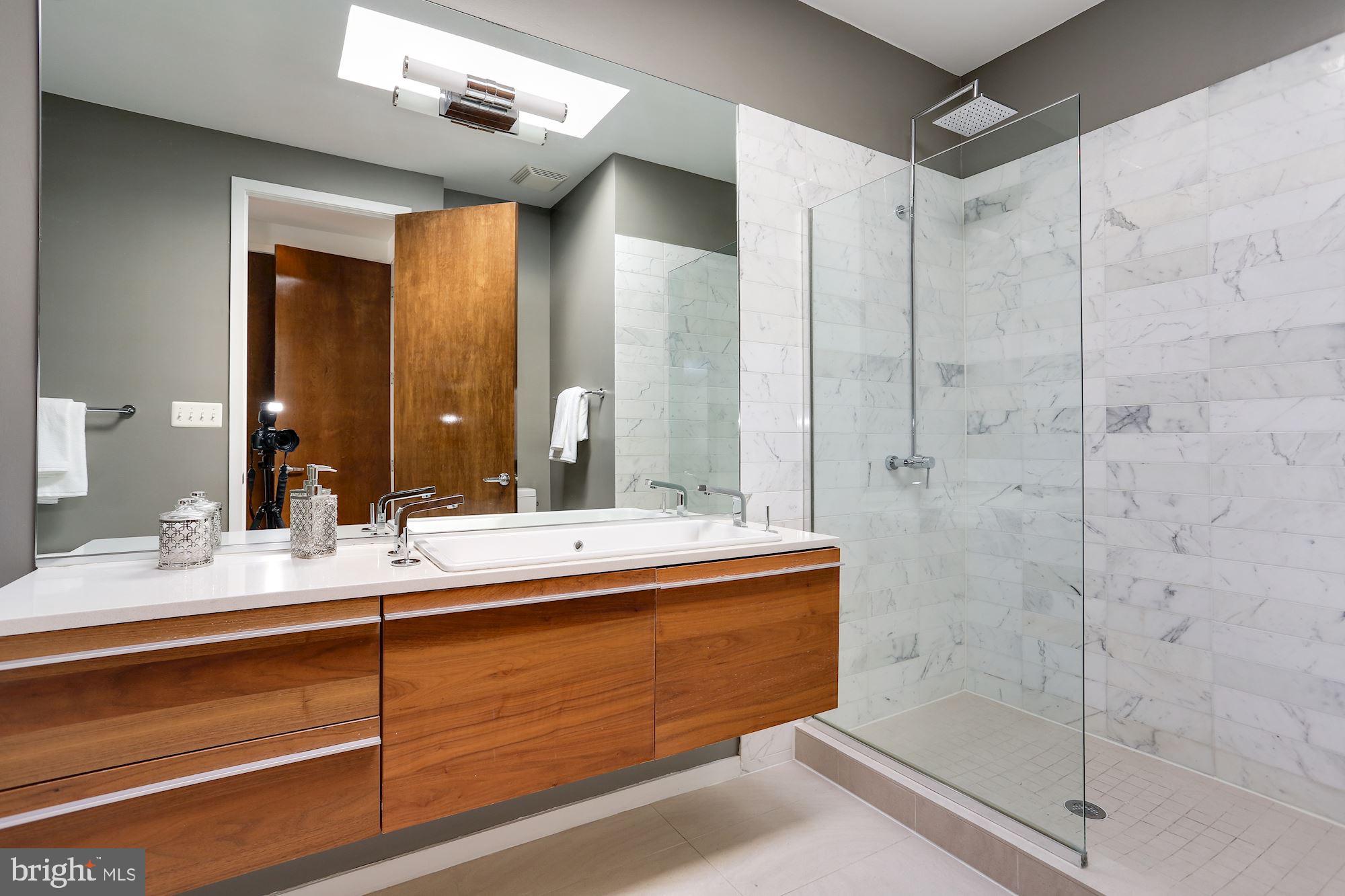 1207 Girard Street Northwest, Unit 2 Washington, DC 20009 - Photo 32 of 38