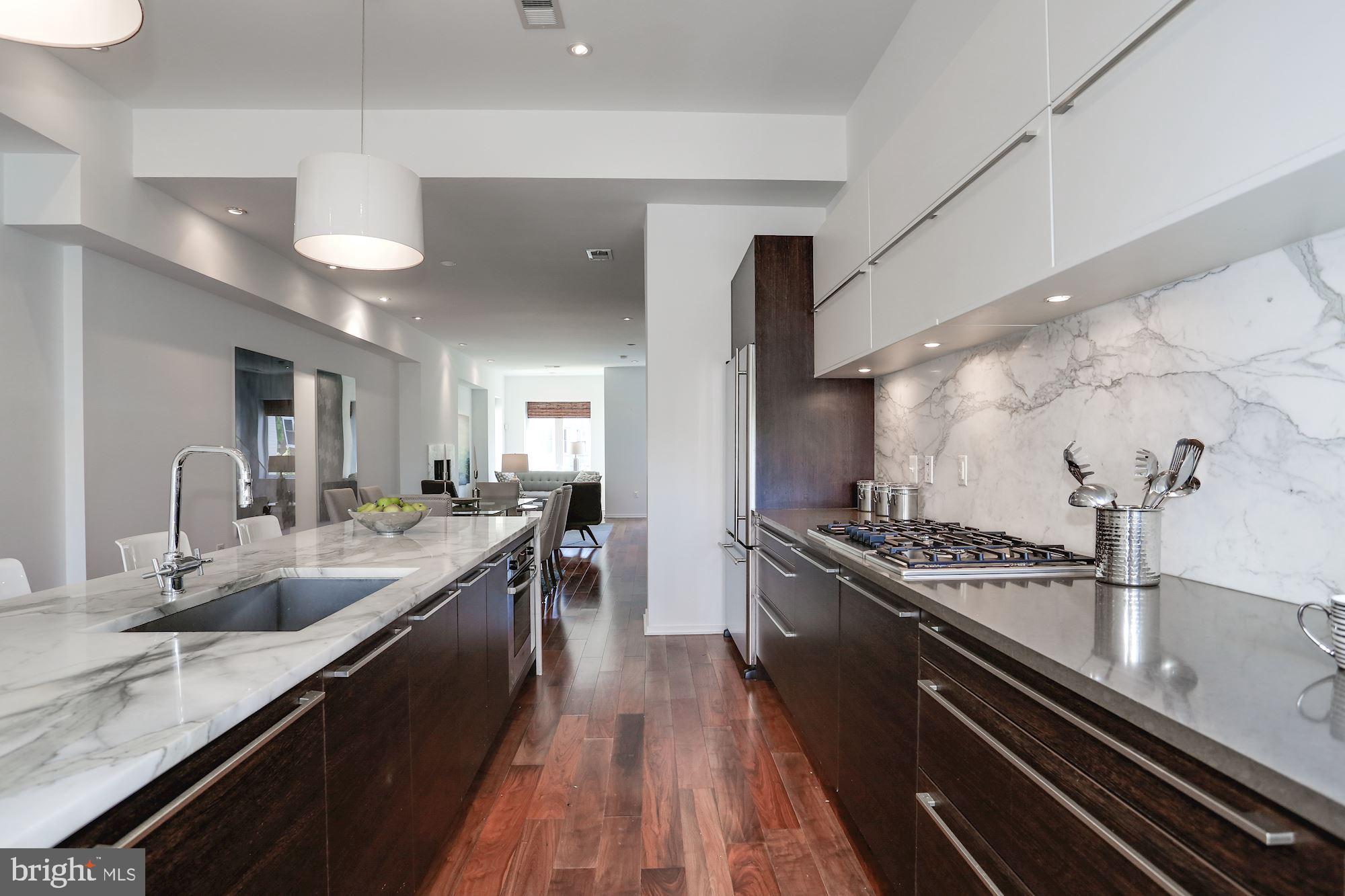 1207 Girard Street Northwest, Unit 2 Washington, DC 20009 - Photo 10 of 38