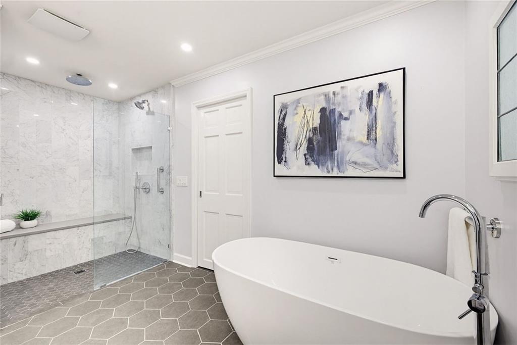 570 Rock Springs Road Northeast Atlanta, GA 30324 - Photo 22 of 39