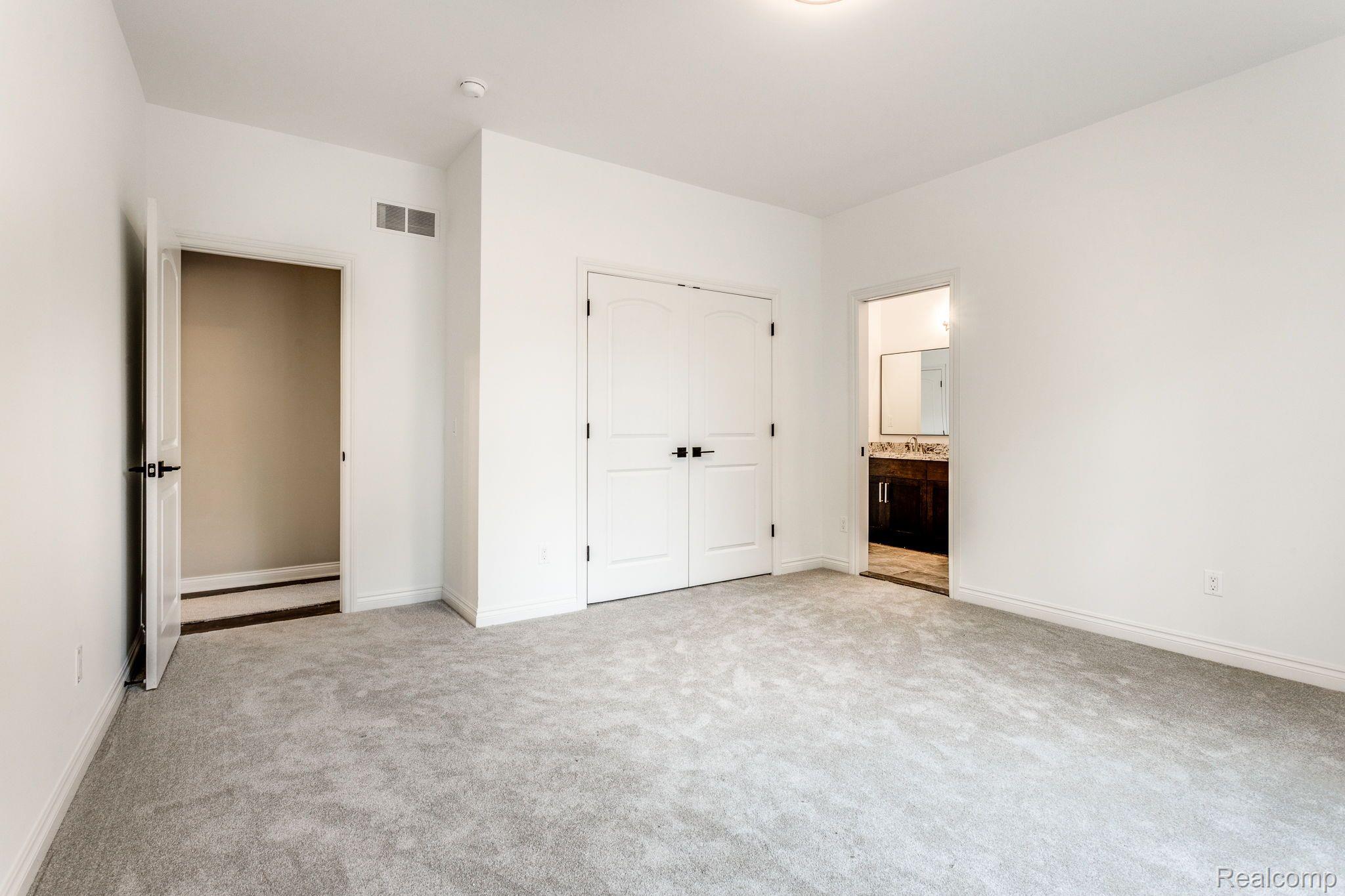 2890 Harrington Road Rochester, MI 48307 - Photo 31 of 50 Gallery Image 31