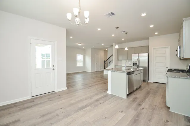 $2,300 | 27378 Axis Deer Trail, Magnolia, TX 77354