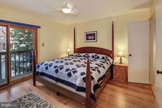 2044 Winged Foot Court Reston, VA 20191 - Photo 14 of 30 Bedroom (Master)