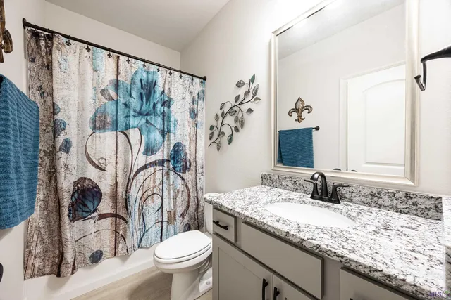 $265,000 | 127 Horis Drive, Houma, LA 70364