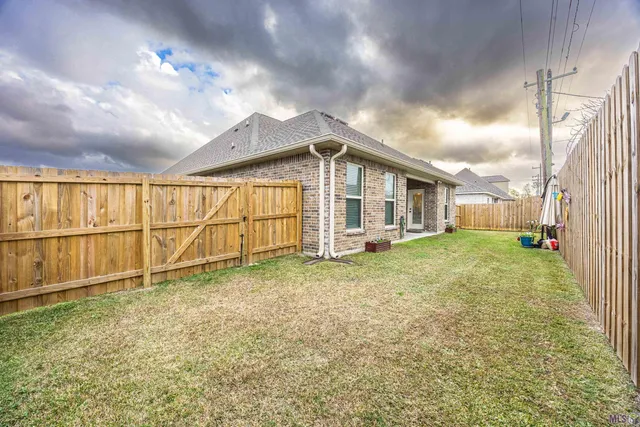 $265,000 | 127 Horis Drive, Houma, LA 70364