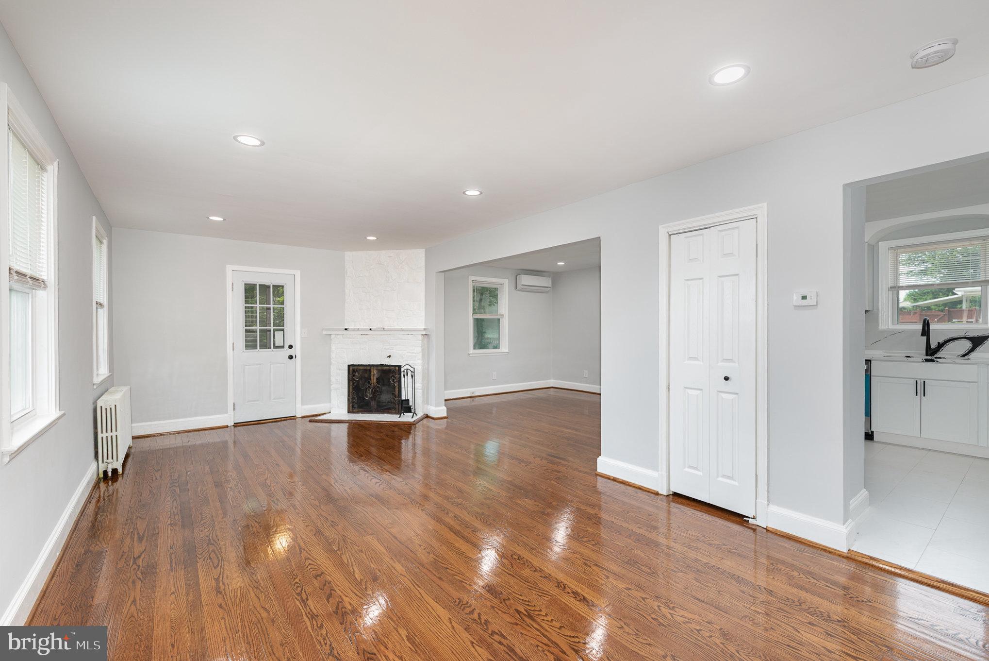 6301 Liberty Road Baltimore, MD 21207 - Photo 5 of 28