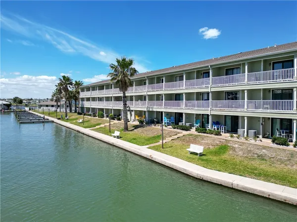 $219,900 | 2290 North Fulton Beach Road, Unit 214, Rockport, TX 78382